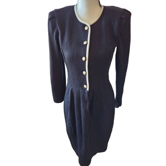 Vintage 70s 80s Leslie Fay Black Ribbed Knit Sheath Dress Pearl Buttons - Picture 1 of 4